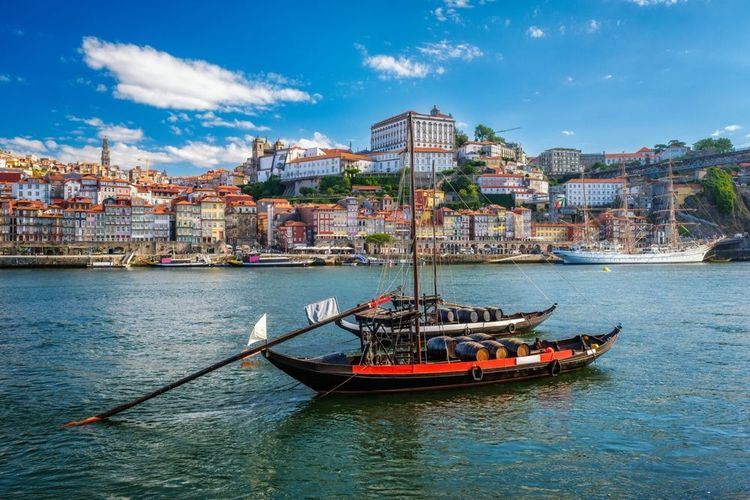  La ville de Porto et le fleuve du Douro