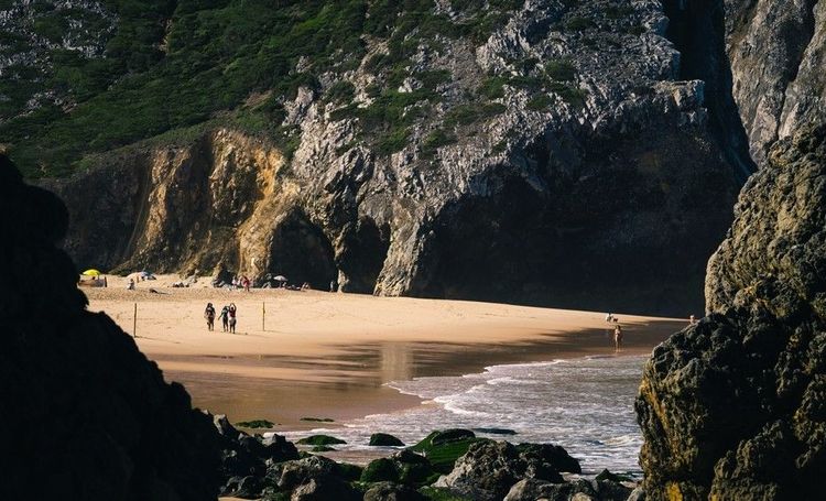 Émerveillement sur les plages de Sintra : Praia da Adraga et Praia Grande