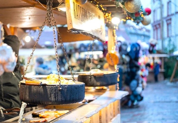 Spécialités locales sur le marché de Noël de Tallinn