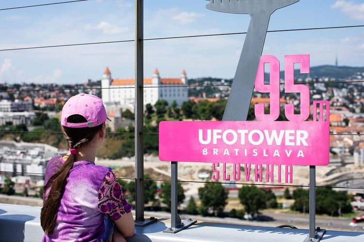 Un point de vue est accessible en haut de la tour