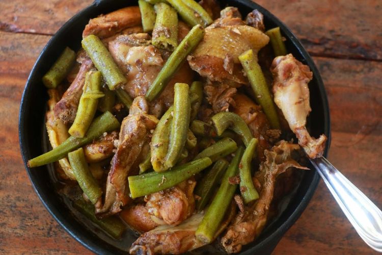 Poulet au gombo