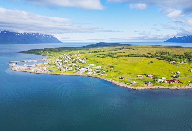 Vue aérienne sur l'île d'Hrisey