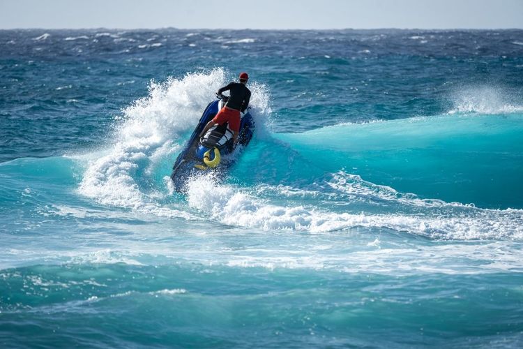 Le jet ski offre des sensations proches de celles du rodéo
