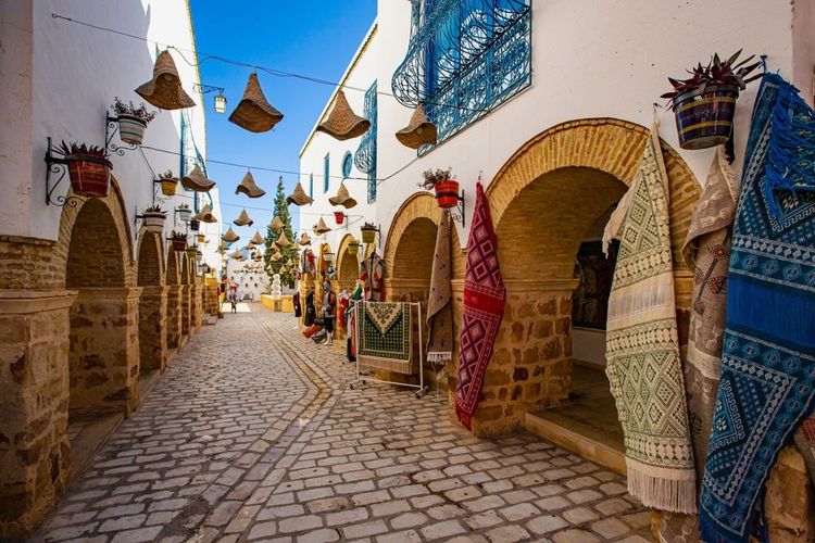 Une ruelle d'Hammamet, Tunisie