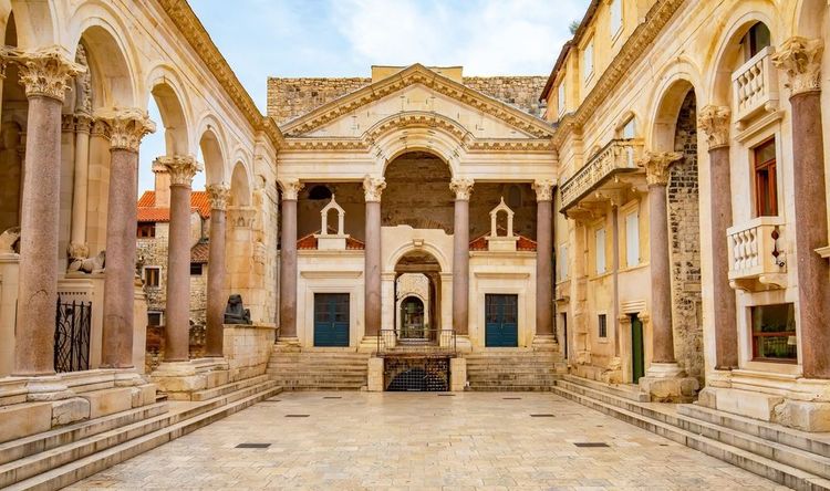 Palais de Dioclétien dans la ville de Split