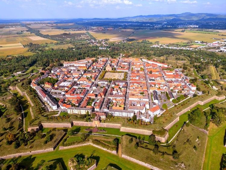 Vue aérienne sur Neuf-Brisach