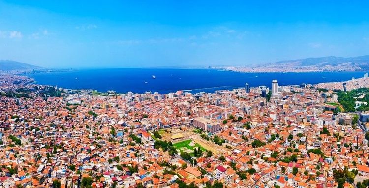 L'agora est au centre d'Izmir