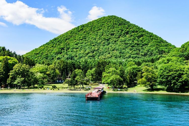 Promenade à Nakajima, sur le lac Toya