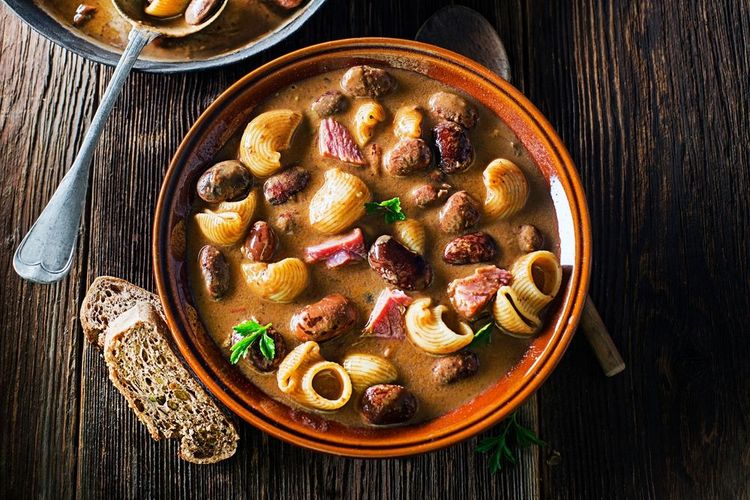 Le paštafažol (pasta fazool) est un ragoût de viande et de pâtes
