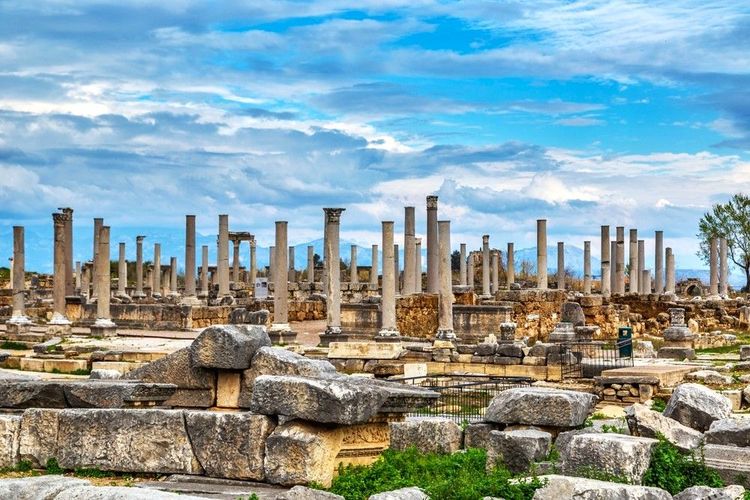 Plongée dans le mystère de Pergé, la cité antique en marge d'Antalya