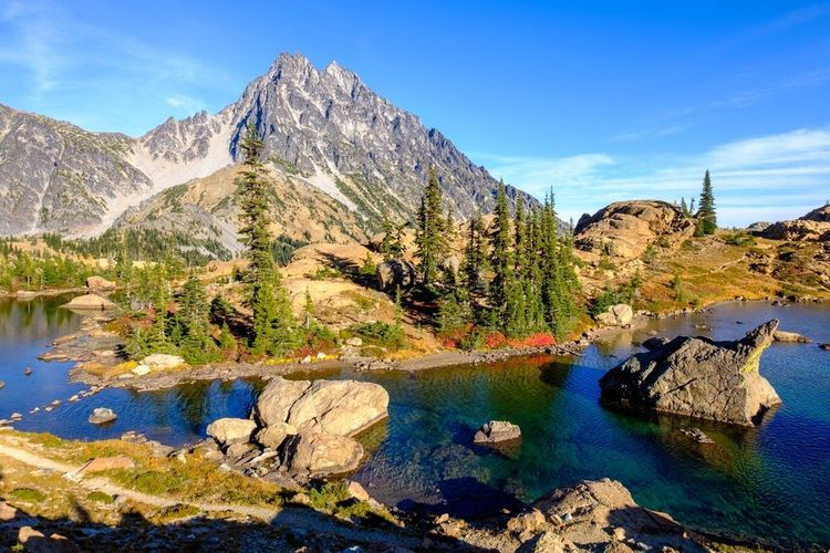 Le mont Stuart sur le tracé du Pacific Crest Trail.