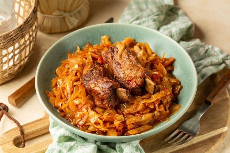 Bigos, choucroute parfumée au paprika est aussi un grand classique des bars à lait