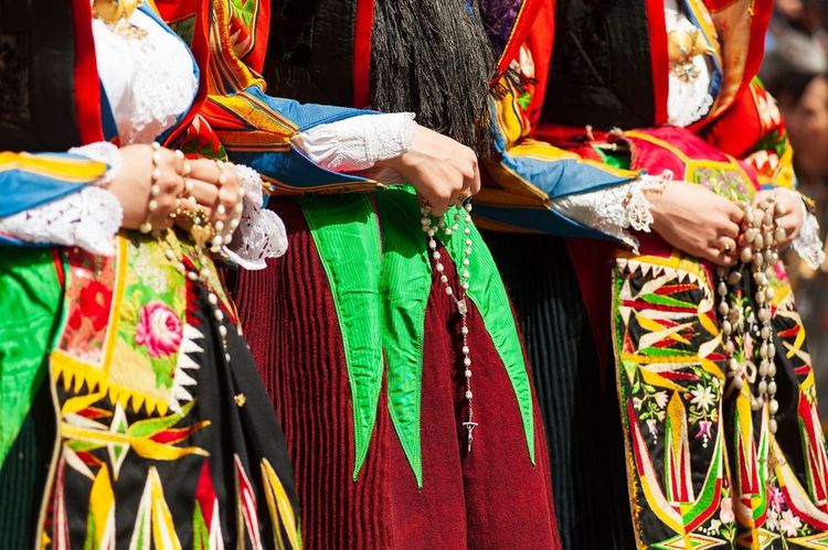 Habits traditionnels sardes