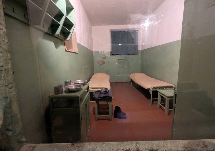 Cellule dans le bâtiment du KGB