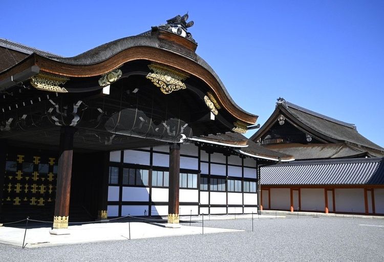 Shin-Mikurumayose, le nouveau porche réservé aux voitures au Palais impérial de Kyoto