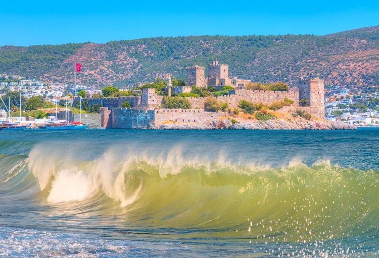 La forteresse médiévale de Saint-Pierre veille sur Bodrum