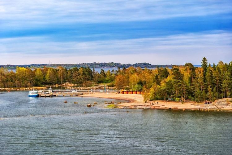 Belle plage de sable fin à Pihlajasaari