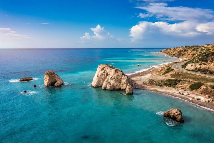 Vue Aérienne de Petra tou Romiou, alias le rocher d'Aphrodite, Chypre.