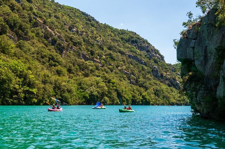 Sortie en kayak dans les gorges du Verdon.