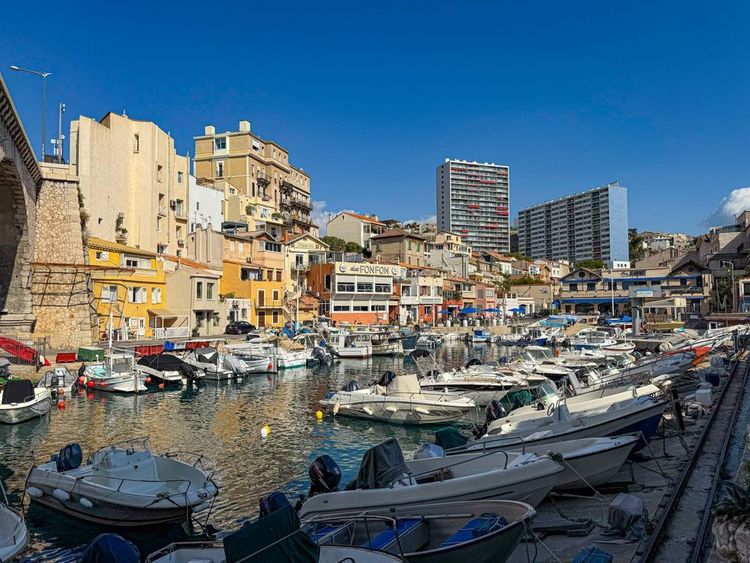 Le port de pêche du vallon des auffes de Marseille