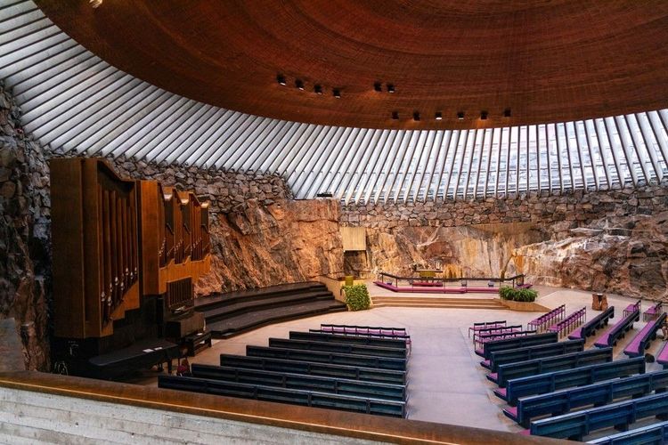 L'hémicycle de l'église Temppeliaukio d'Helsinki