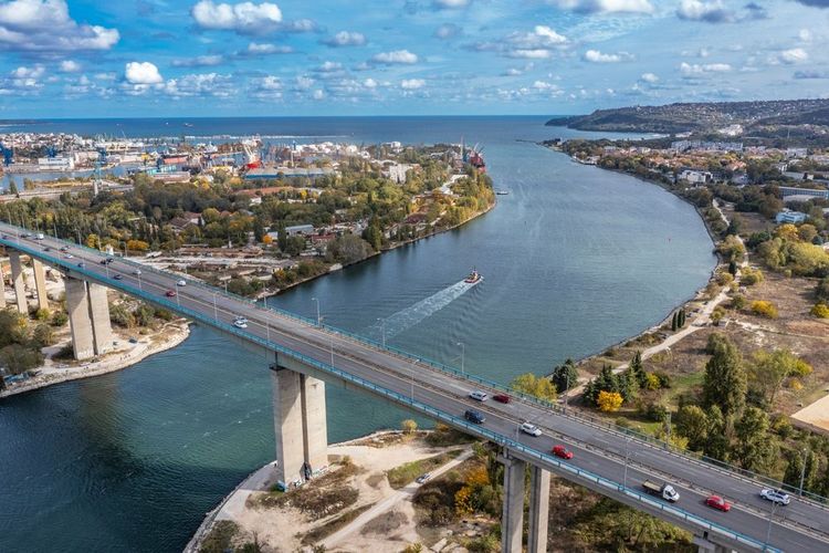 Le pont d'Asparuhov à Varna