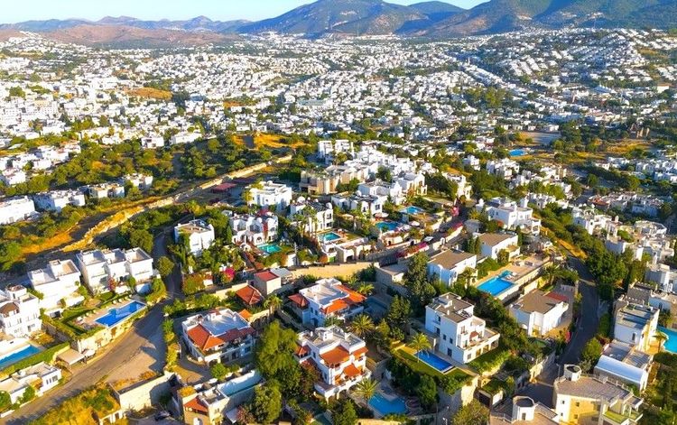 Vue aérienne sur les quartiers résidentiels de Bodrum