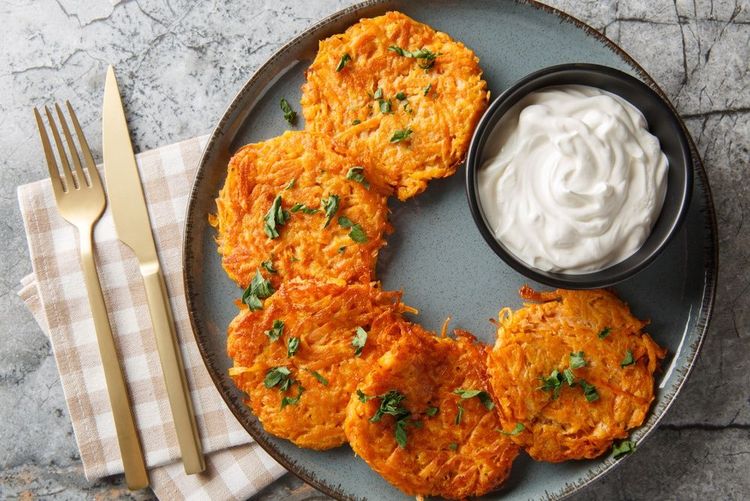 Les placki ziemniaczane, des galettes de pommes de terre frites