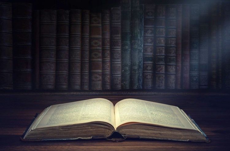 Les livres anciens recèlent notre histoire