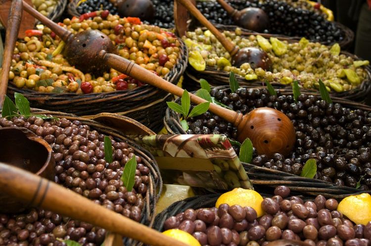 Il mercato di Cassis è un polo comunitario