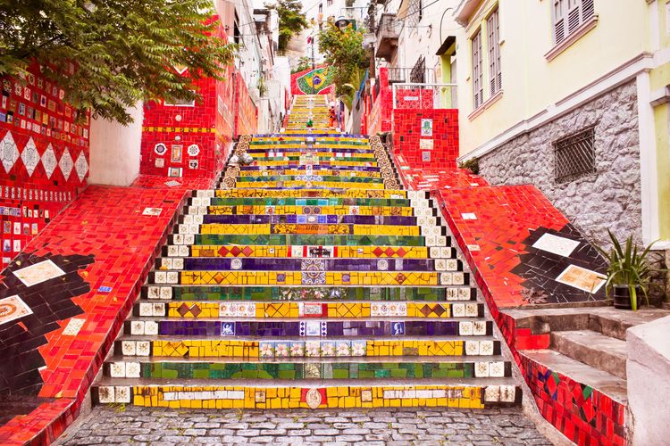Las escaleras de mil colores de Selarón