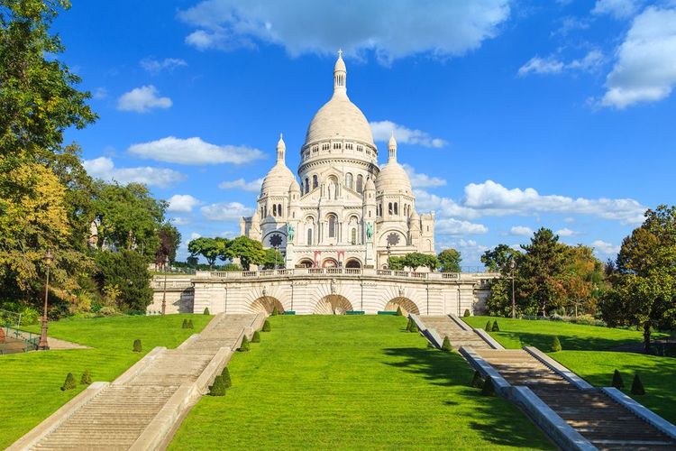 La blancheur e la basilique du Sacré-Cœur à Montmartre