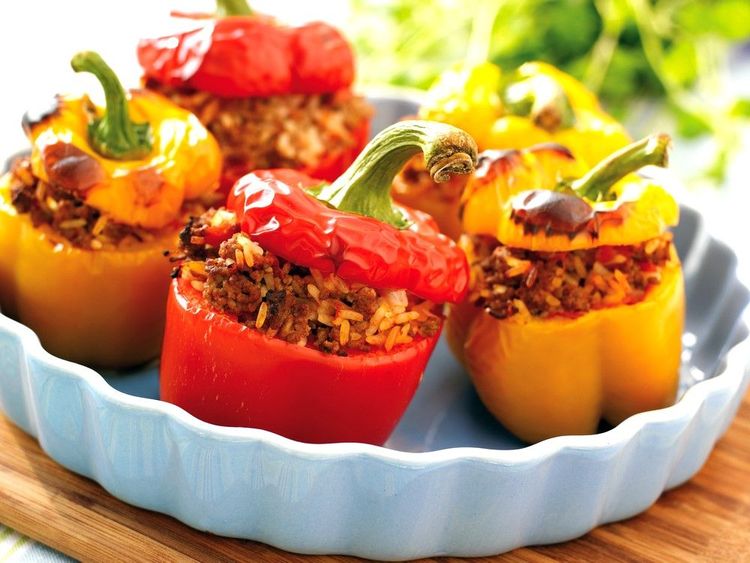 Poivrons farcis de viande et de riz
