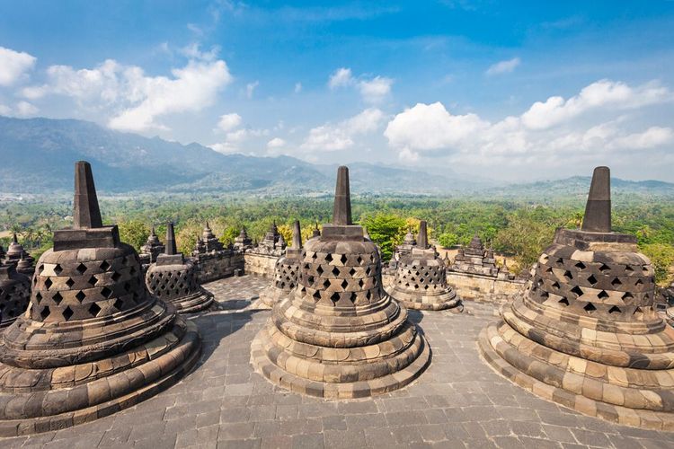 Les détails architecturaux du temple de Borobudur à Java en Indonésie