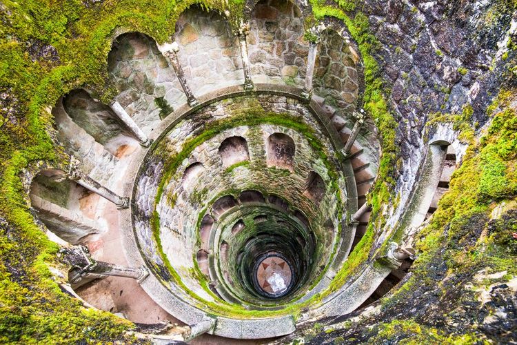 Quinta da Regaleira, le Puits d'initiation (tour inversée)