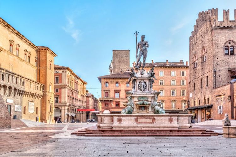 Piazza del Nettuno, Bologne