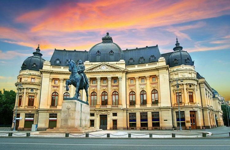 La Bibliothèque centrale universitaire dans le quartier de Calea Victoriei