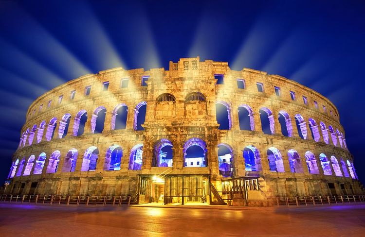 L'amphithéâtre se met à l'heure de la modernité