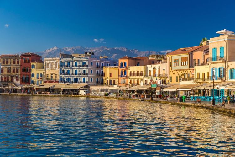 Vue du Port de la Canée en Crète