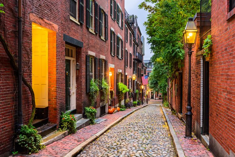 Beacon Hill, Boston's elegant neighbourhood