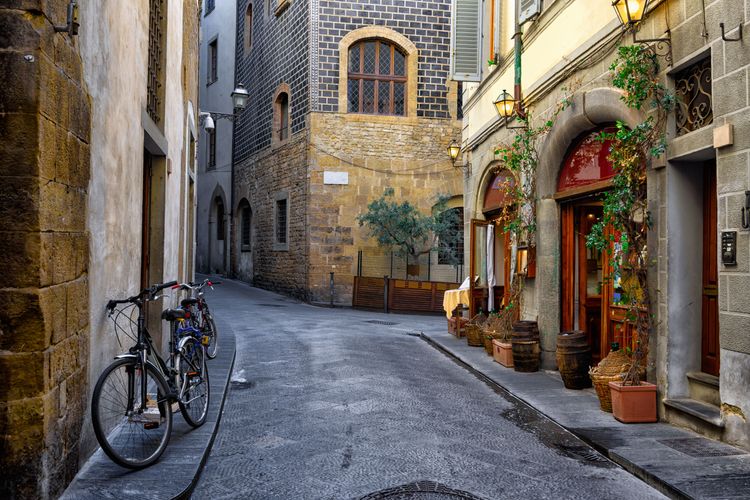 Typische Gasse