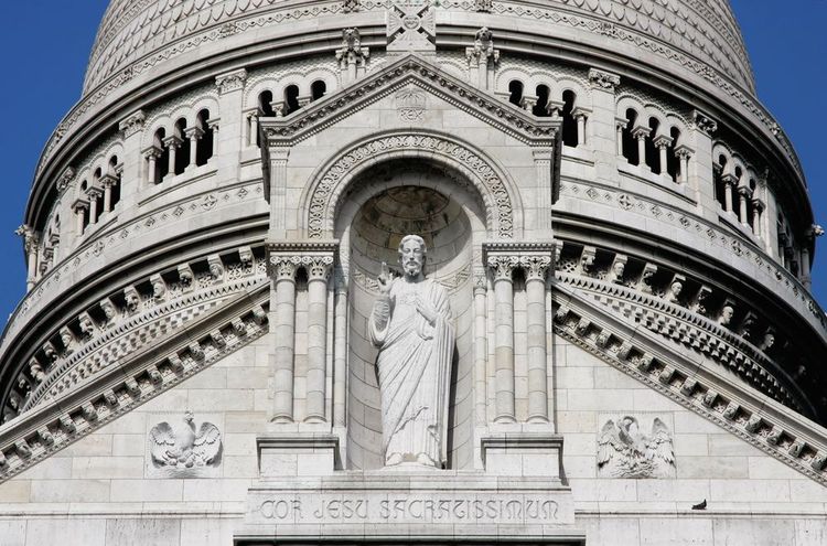 Les détails architecturaux du Sacré-Cœur.