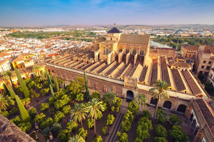 Vue panoramique de la cathédrale de Cordoue (Mezquita)
