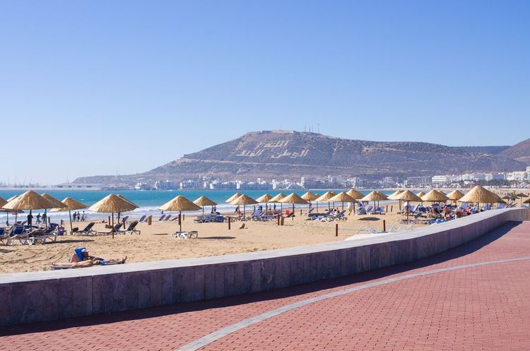 La plage d'Agadir au Maroc