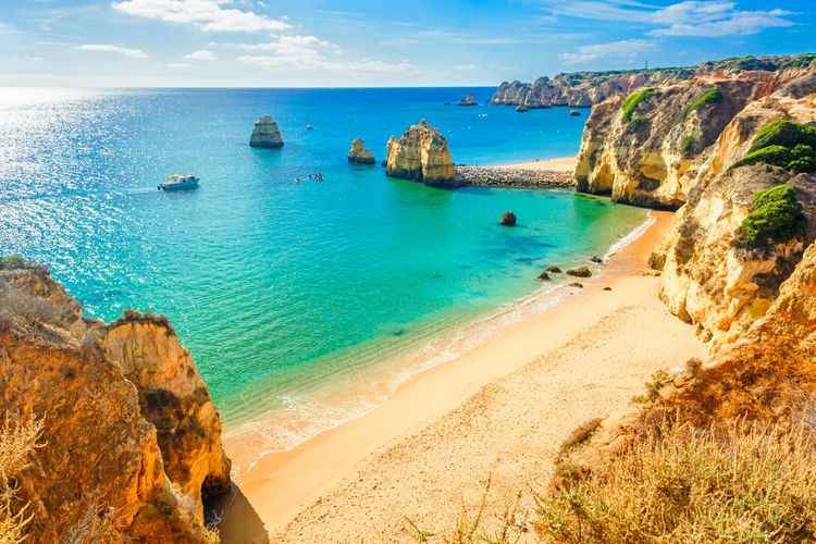 Une plage près de Lagos en Algarve