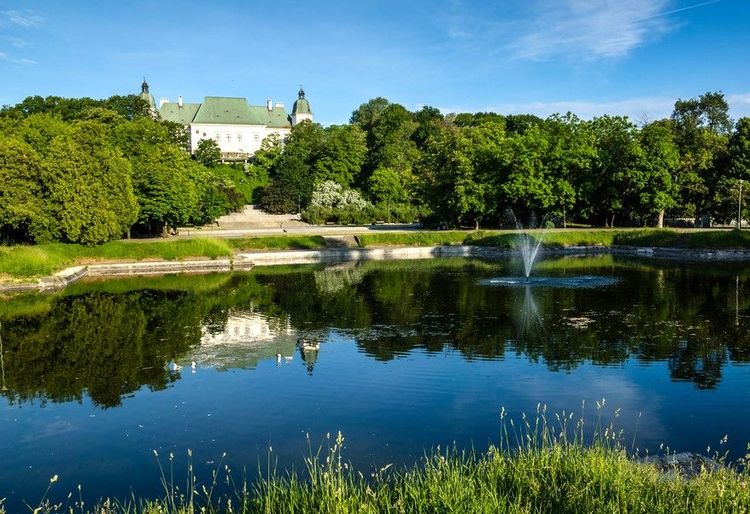 Le château d'Ujazdow sur la Voie Royale de Varsovie