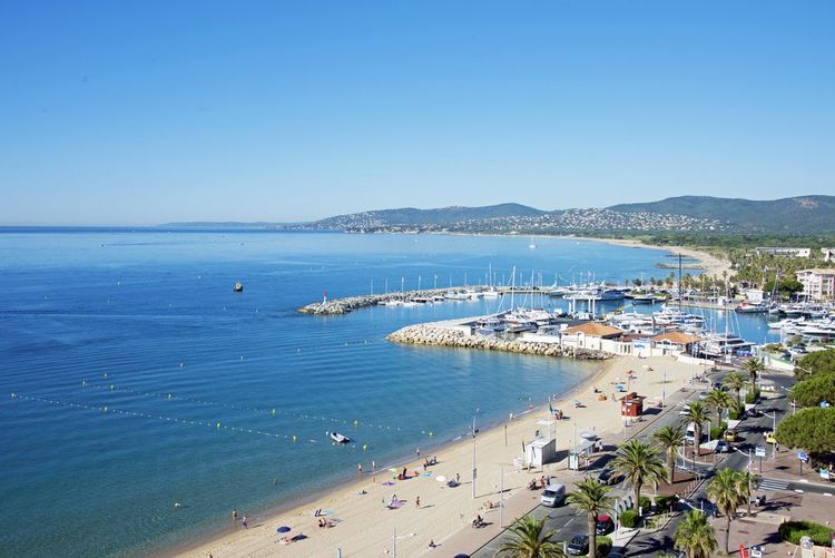 La plage de Fréjus.