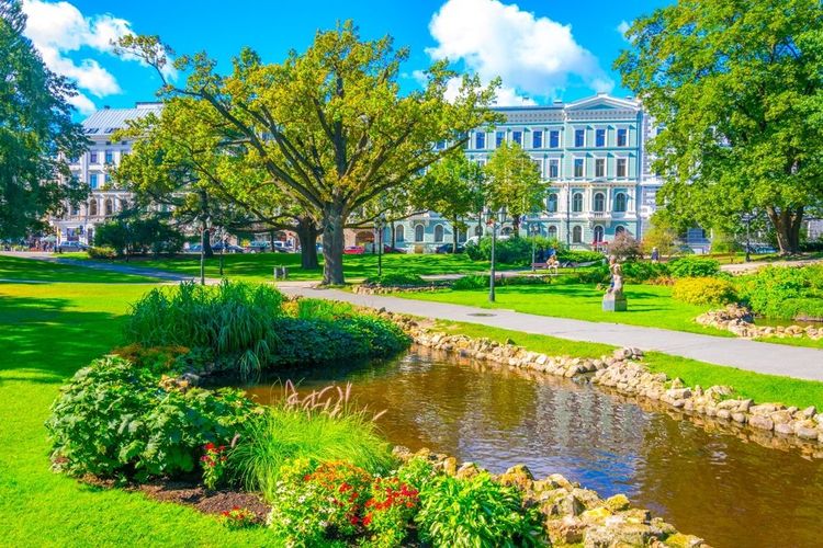 Le parc de Bastejkalna, à Riga