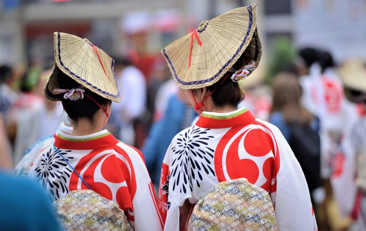 Les geikos, ou geishas, et l'art de la conversation