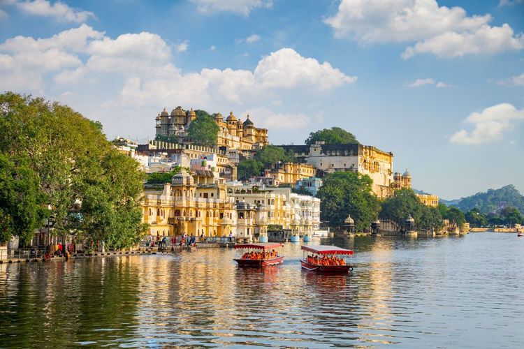  Le palais du lac Pichola - Udaipur
